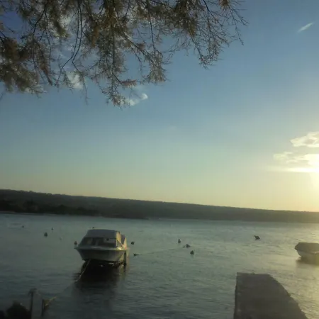 Cherry Apartmán Gornji Karin